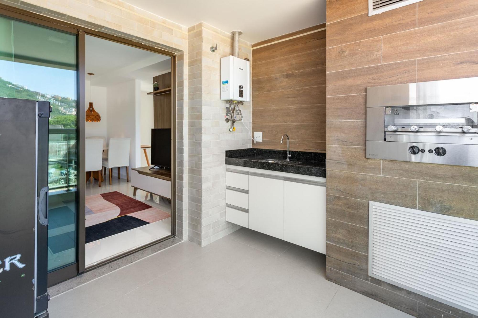 Praia dos Anjos Beach Club Condo: 2BR, Pool, 24/7 Security Arraial do Cabo Room photo