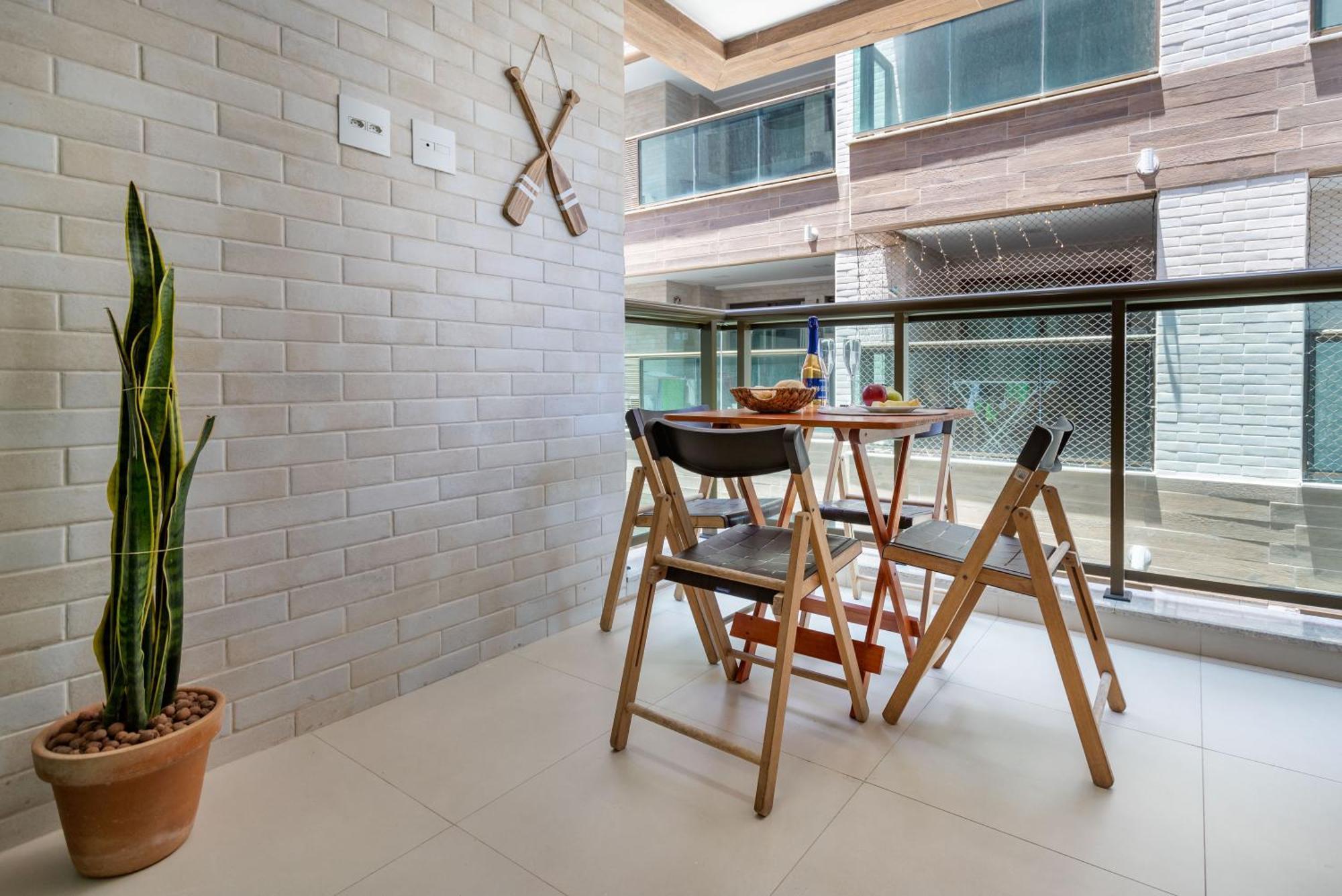 Praia dos Anjos Beach Club Condo: 2BR, Pool, 24/7 Security Arraial do Cabo Room photo