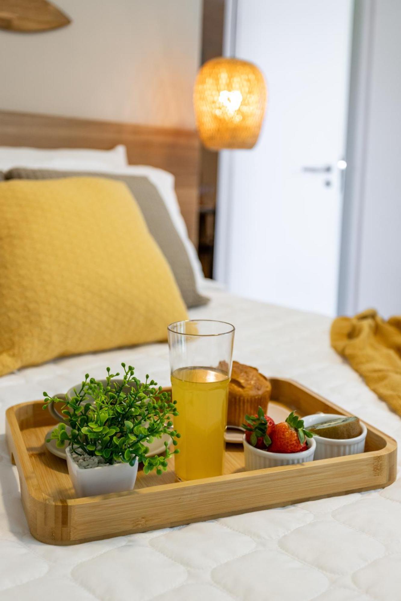 Praia dos Anjos Beach Club Condo: 2BR, Pool, 24/7 Security Arraial do Cabo Room photo